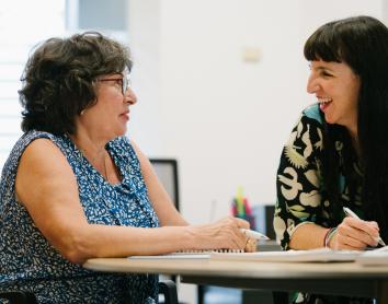 Talleres para hacer frente al edadismo y promover la acción comunitaria e intergeneracional