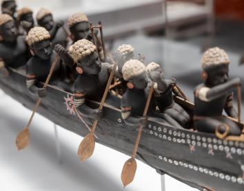 CaixaForum Barcelona explora la riqueza artística de las culturas del Pacífico