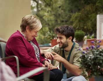 «La soledat forma part de la condició humana»: diversos experts n’analitzen l’impacte en la vellesa