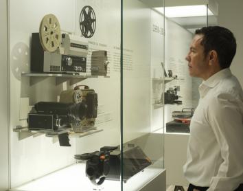 La cámara, ayer y hoy: CaixaForum Sevilla reivindica un siglo de cine doméstico