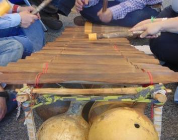 Taller Escolta, descobreix i crea la teva música