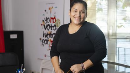  Blanca Adela Flores Menéndez is a mother of three and a beneficiary of CaixaProinfancia through Save the Children.