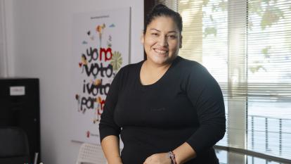 Blanca Adela Flores Menéndez es madre de tres hijos y beneficiaria de CaixaProinfancia a través de Save The Children.