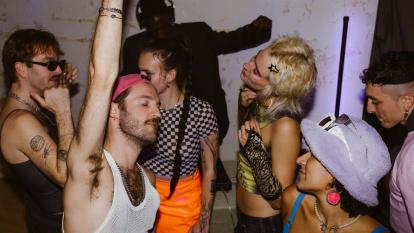 Frame del documental «Omega Wants to Dance», de Ramón Tort.