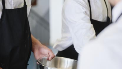 Los alumnos de la escuela de cocina de Villa Retiro, en Xerta. 