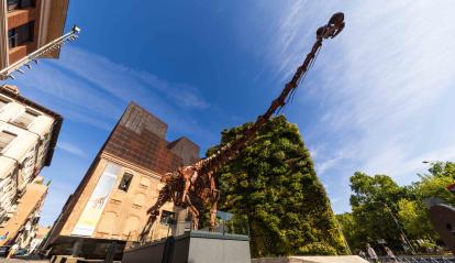 La estrella de la exposición es el Patagotitan mayorum. 