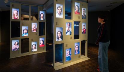 Entrada a l'exposició Talking Brains de CaixaForum Lleida.