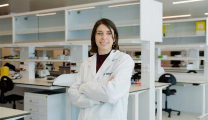 Gemma Moncunill, bióloga, doctora en Inmunología y líder de grupo consolidado en el CaixaResearch Institute