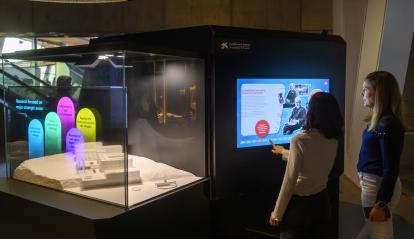 New immunology modules at CosmoCaixa.