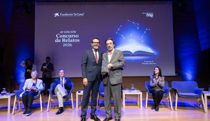 Ricardo Devis Botella (Bilbao), ganador del primer premio de la categoría de relato.