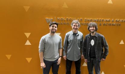 Marc Exposit and Alfredo Quijano with David Baker, Nobel Prize winner in chemistry in 2024.