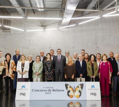 Foto de familia con los ganadores del certamen.