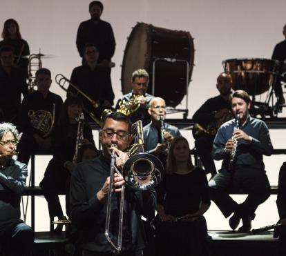 En el Bolero de Maurice Ravel, bajo la batuta de Josep Pons y con la Orquesta Sinfónica del Gran Teatre del Liceu de Barcelona, se podrá ver esta mítica pieza como nunca antes.