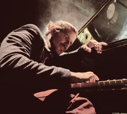 El pianista Marco Mezquida será uno de los protagonistas de la noche Neo en CosmoCaixa.