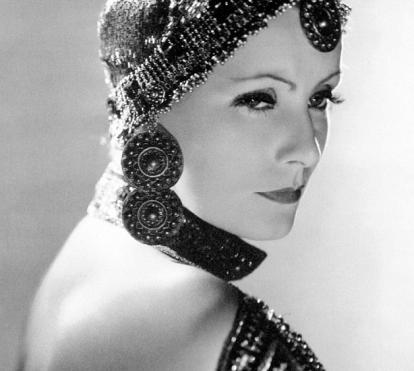 Greta Garbo a Mata Hari (1931), dirigida per George Fitzmaurice. Credit: M.G. M. / Album.