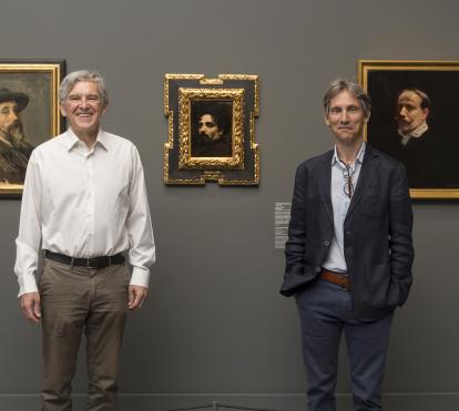 El comissari de l’exposició i cap de Conservació de Pintura del Segle XIX del Museo Nacional del Prado, Javier Barón i el director de CaixaForum València, Álvaro Borrás.