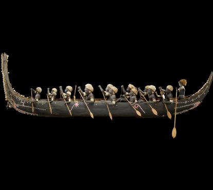 Ango. Model of a tomoko (war canoe) from Roviana, Solomon Islands. 1900-1920. Wood and shell.