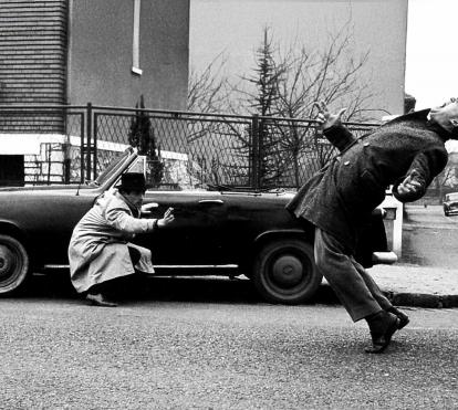 Una imagen de Banda aparte (1964), considerada una de las películas más emblemáticas de la filmografía de Godard.