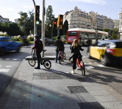 Circulació de vehicles a la ciutat de Barcelona.