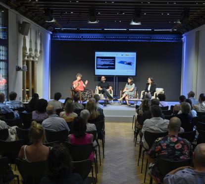 Imatge de la conferència «Salut, tecnologia i drets».