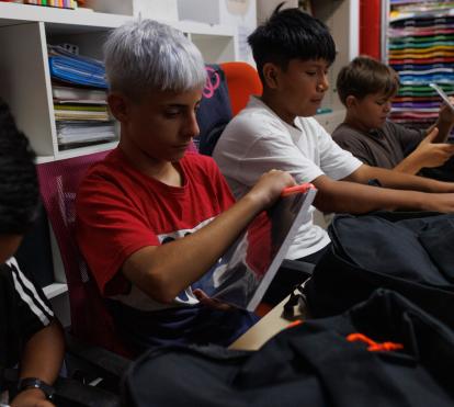 El programa pretén reforçar les competències escolars, millorar l'autoestima, potenciar l'autonomia a l'aprenentatge i contribuir a la inclusió social dels nens, nenes i joves que més ho necessiten.