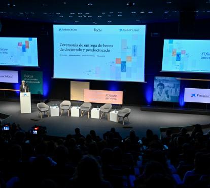 Entrega de diplomas de las becas de doctorado y postdoctorado de la Fundación ”la Caixa”. Convocatoria 2024.