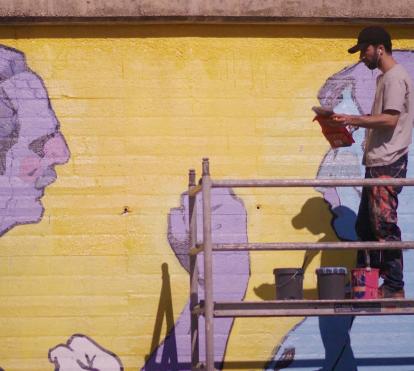 Aryz treballant en la seva obra.