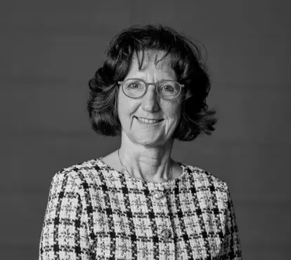 Conny Aerts, astrosismóloga, directora del Instituto de Astronomía de la Universidad KU Leuven, y directora de la Cátedra del grupo de Astrosismología en la Universidad de Radboud.