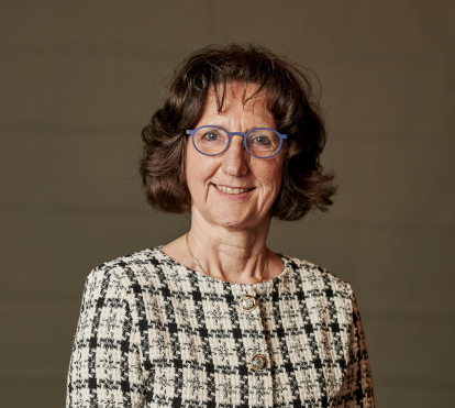 Conny Aerts, astrosismóloga, directora del Instituto de Astronomía de la Universidad KU Leuven, y directora de la Cátedra del grupo de Astrosismología en la Universidad de Radboud.