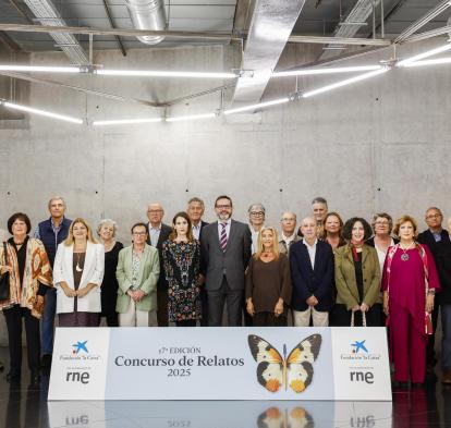 Foto de familia con los ganadores del certamen.