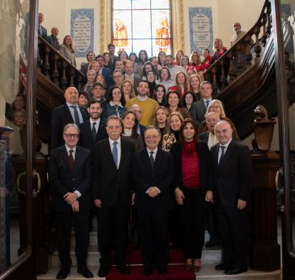 Foto de familia en el acto de presentación del balance anual de la labor social que hace la Fundación ”la Caixa” en Ceuta.