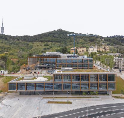 The CaixaResearch Institute, seen from a drone view.