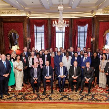 Isidro Fainé promotes social commitment of savings and retail banks worldwide from Washington