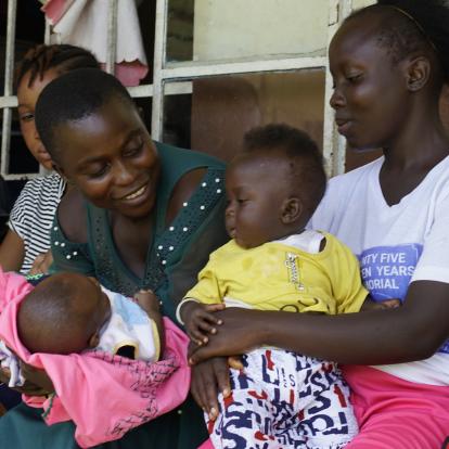 La Fundación ”la Caixa” y UNICEF España impulsan la supervivencia infantil de más de 130.000 niños y niñas en Sierra Leona