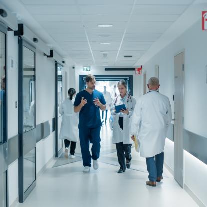 El entorno laboral y las condiciones organizativas, claves en la prevención del burnout entre los sanitarios