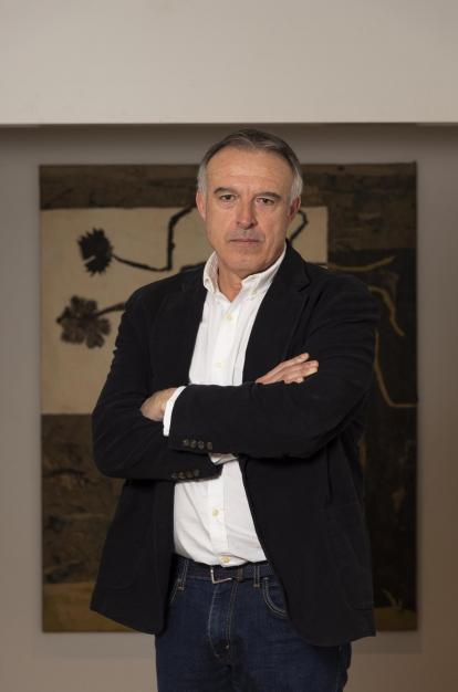 Retrato de Javier Yanguas en la sede central de la Fundación "la Caixa".