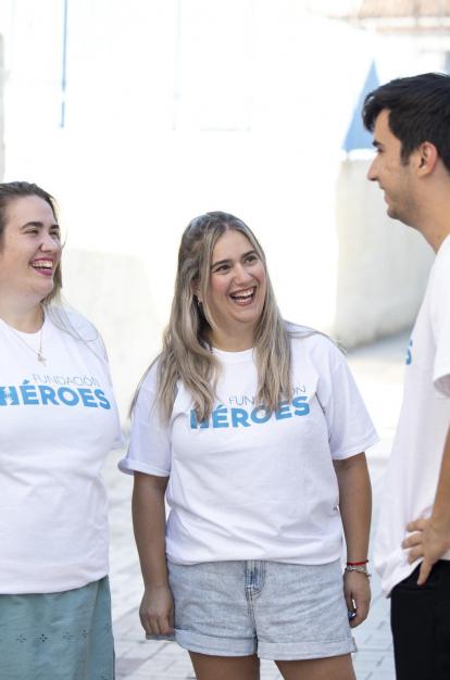 The Serrano siblings are very close despite the difficulties.