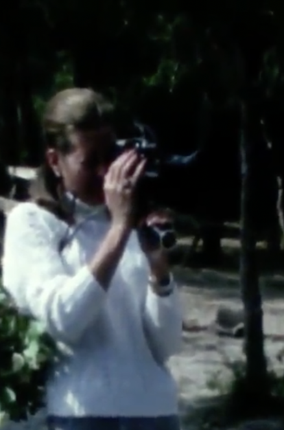 Dolmen de la Cova d’en Daina, 1965 – 1970. Fotograma de filmación 8mm.