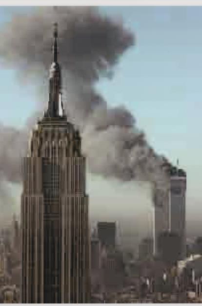 Thomas Ruff, «Jpeg ny01», 2004. Imagen desenfocada del ataque a las Torres Gemelas 
