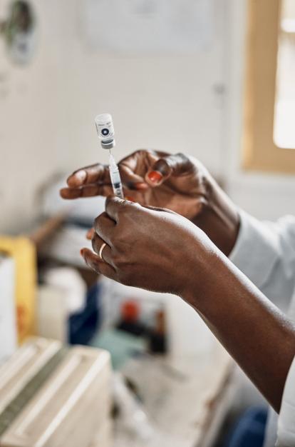 L'Aliança per a la Vacunació Infantil ha ajudat a vacunar més de 1.200 milions d'infants a 78 països entre 2000 i 2024.