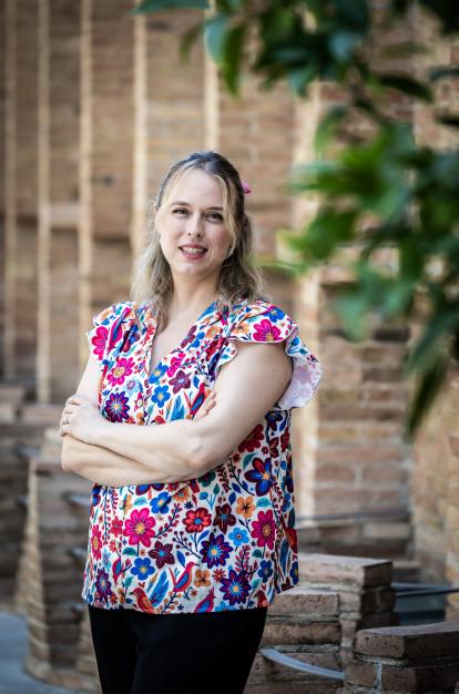 Irene Marco, becada de la Fundación ”la Caixa” e investigadora principal en el Instituto de Bioingeniería de Cataluña (IBEC), donde dirige el grupo Molecular Imaging for Precision Medicine.