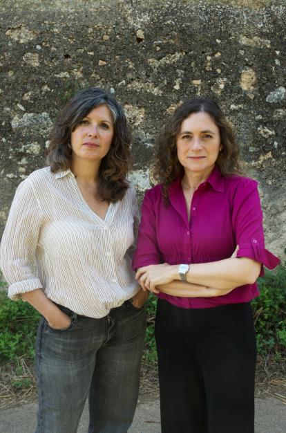 Las directoras del documental L'Odissea del vell marí (La odisea de la foca monje), Núria Abad y Marta Hierro.