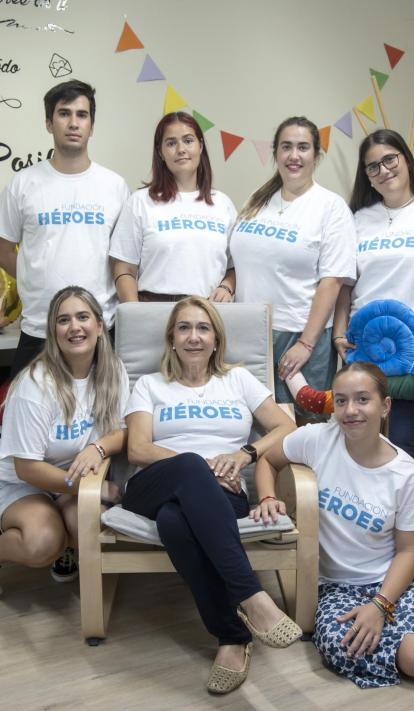 María Jesús con 6 de sus 8 hijos. 