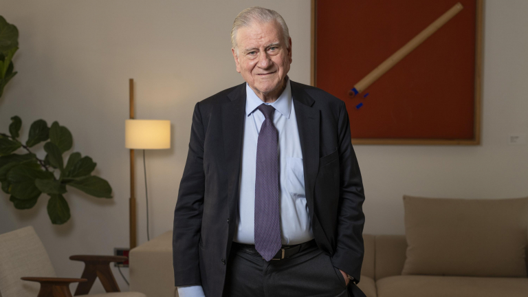 El doctor Fuster és director del CNIC, president del Mount Sinai i Fuster Heart Hospital i director mèdic del Mount Sinai Hospital de Nova York.