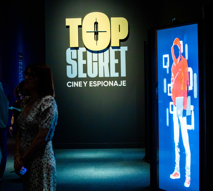 Exposición Top Secret. Cine y espionaje, en CaixaForum Madrid.