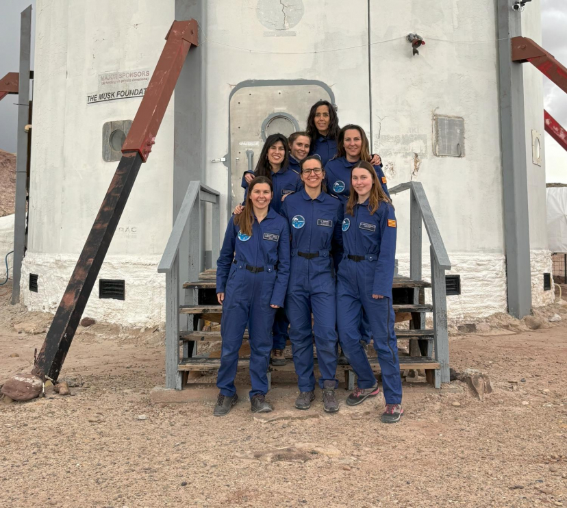 Las mujeres que forman la tripulación del Hypatia II