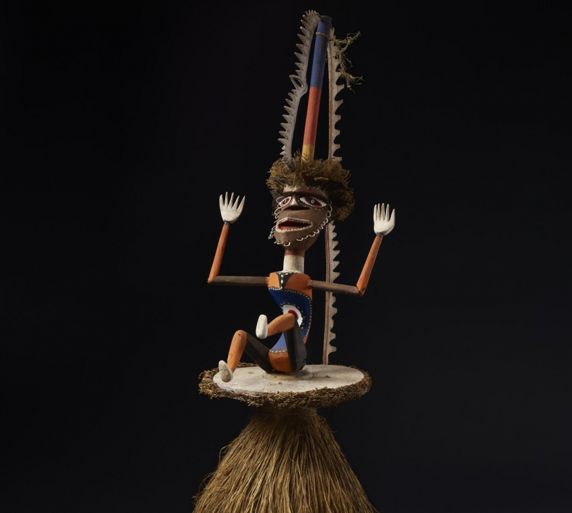 Dance mask New Britain, Papua New Guinea, 1980s. Wood, fibre and fern leaf.