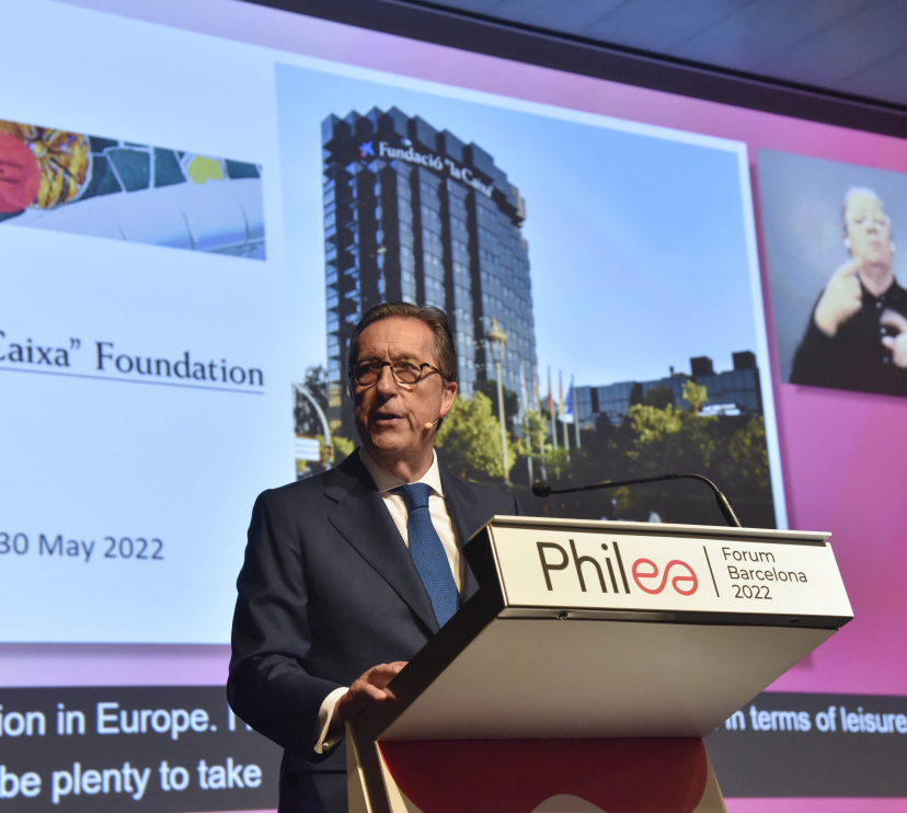 El director general de la Fundación ”la Caixa”, Antonio Vila Bertrán, durante su intervención en la apertura del congreso.