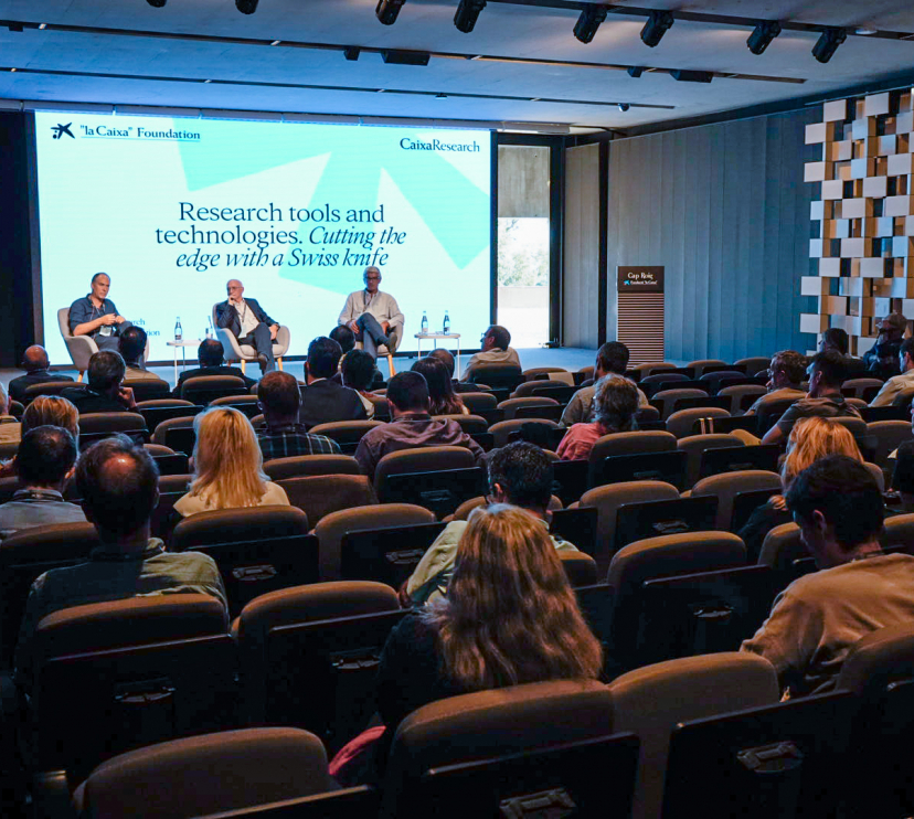 Investigadores durante la primera jornada del encuentro. Han debatido sobre tecnologías al servicio de la salud.