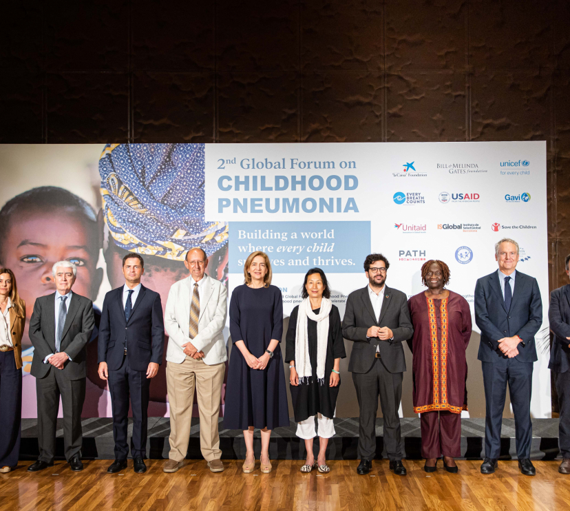 De izquierda a derecha: Ariadna Bardolet (Fundación ”la Caixa”), Gustavo Suárez (UNICEF España), Borja Cabezón (Gobierno de España), Keith Klugman (BMGF), S. A. R. la infanta doña Cristina (Fundación ”la Caixa”), Luwei Pearson (UNICEF), Antón Leis (AECID), Theo Sowa, Joe Cerrel (BMGF) y José María Vera (UNICEF España).